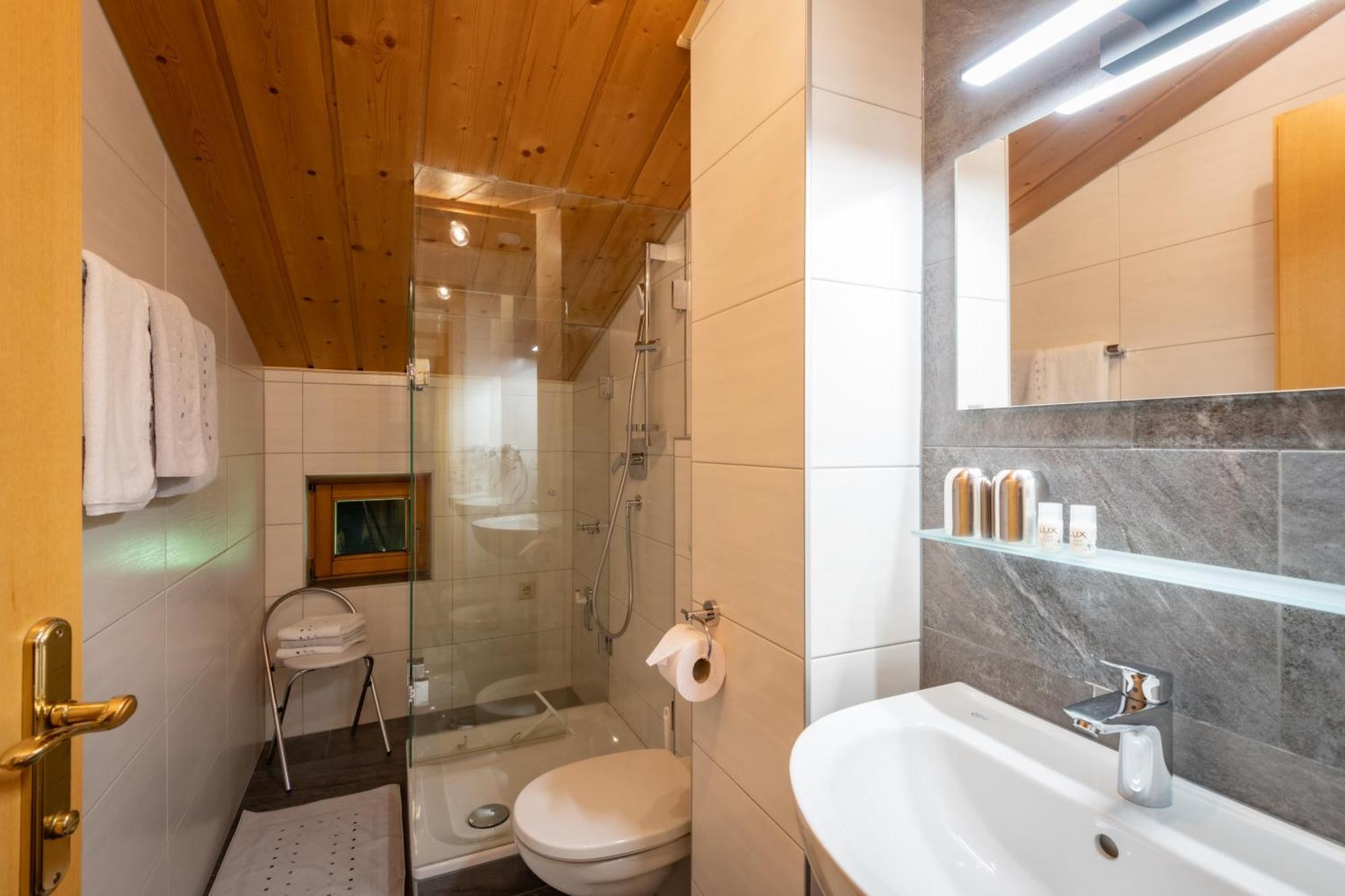 Haus Schroll Ried im Zillertal Exterior foto