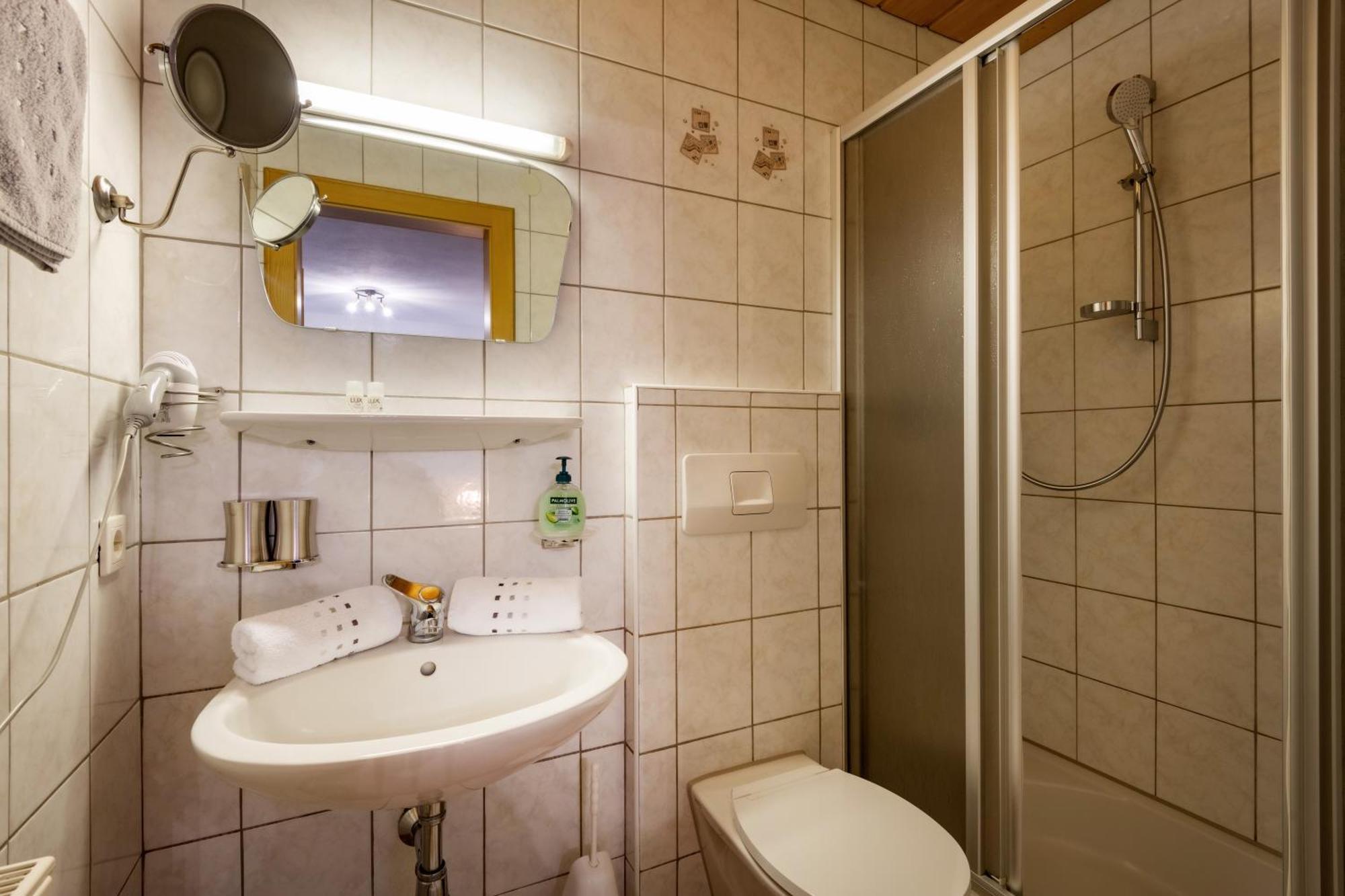 Haus Schroll Ried im Zillertal Exterior foto